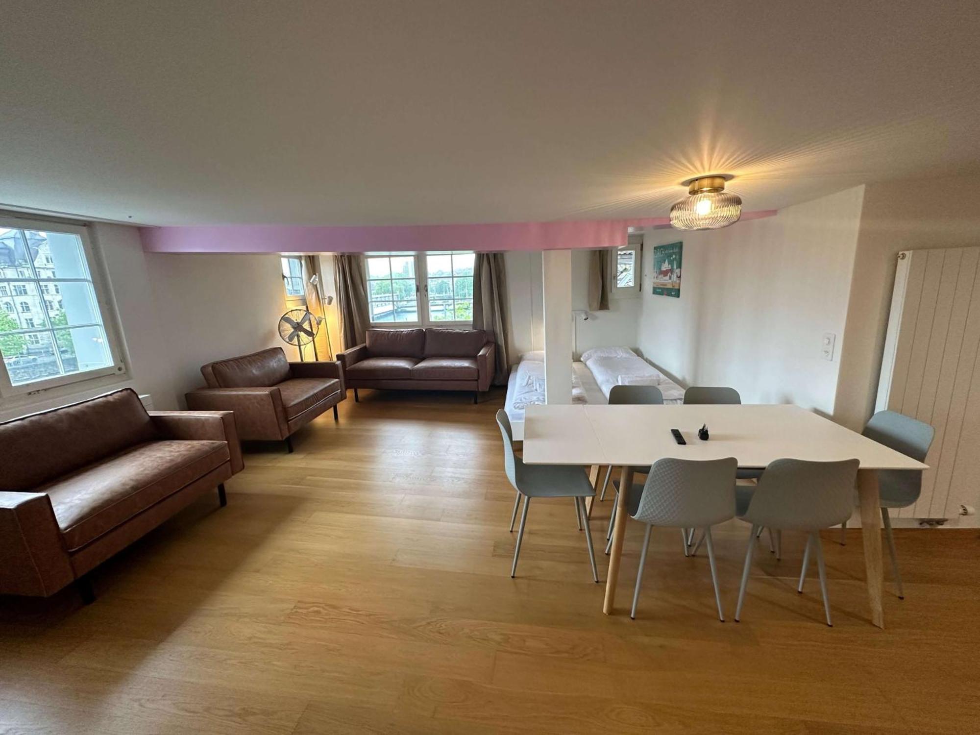Hitrental Limmatquai Appartement